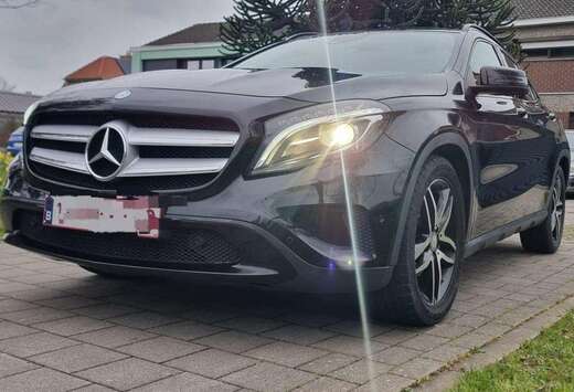 Mercedes-Benz GLA 200 d