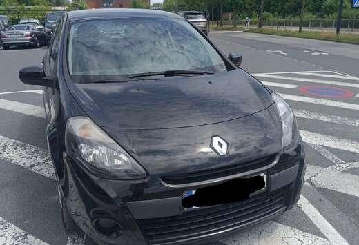 Renault Clio 1.2i Exception