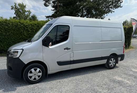 Renault 2.5 D 33 L2H2