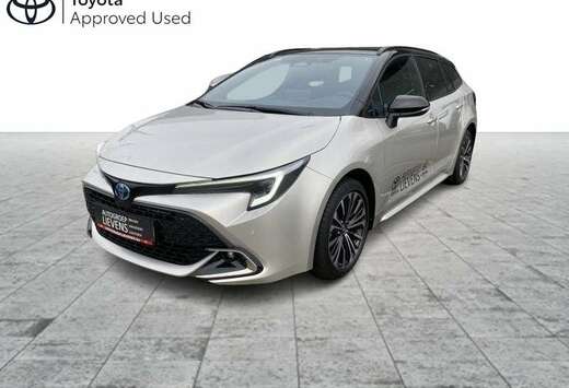 Toyota 1.8 HYB STYLE + TECH PACK
