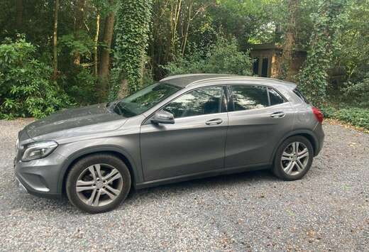 Mercedes-Benz GLA 180
