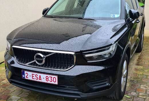 Volvo XC40 1.5 T2 Momentum Core