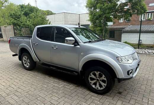Mitsubishi Pick Up 4x4 Autm. Intense Double Cab Expor ...