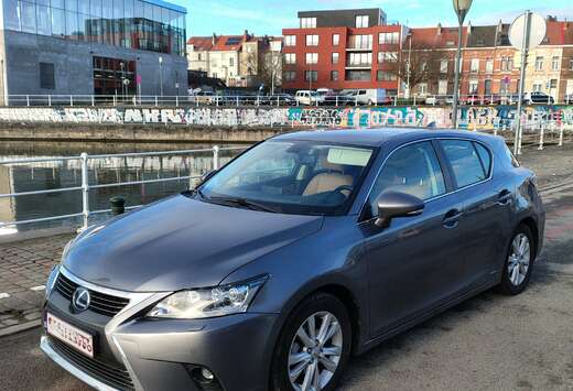 Lexus CT 200h 1.8i Privilege Line E-CVT