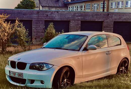 BMW BMW 120i pack M Prete a etre immatriculée