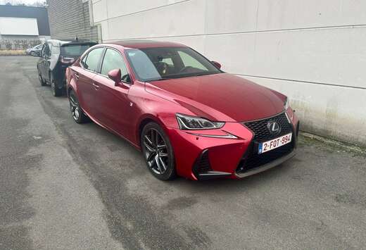 Lexus IS 300h 2.5i E-CVT (EU6.2)