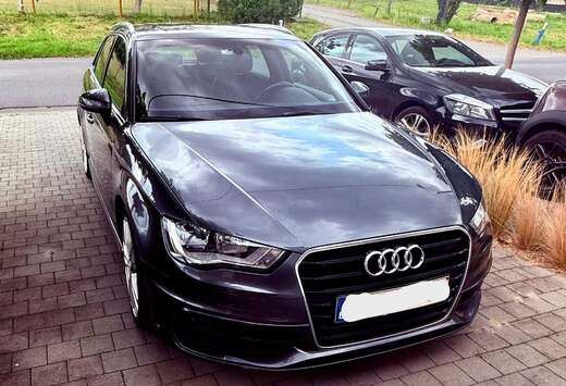 Audi 2.0 TDI Sportback S-line