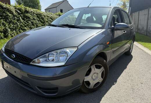 Ford 1.6i 16v ESSENCE 2002 Berline 5P Gps LEZ OK