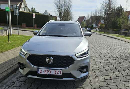 MG 1.0 T-GDi Luxury AT