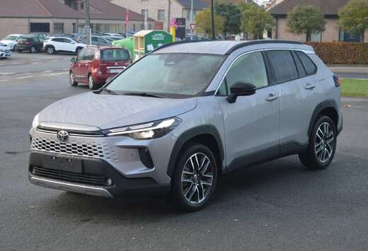 Toyota Hybride 1.8 2WD Style e-CVT (103 kW)