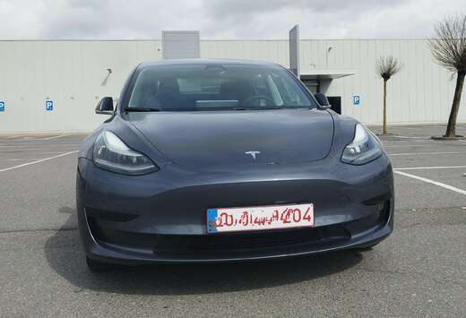 Tesla Model 3 44 kWh Standard Plus