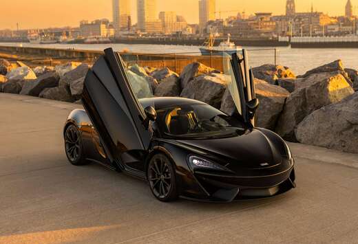 McLaren Lift system . Bowers&Wilkins . Belgian