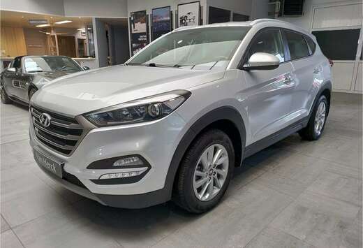 Hyundai 1.6i 2WD 136pk * PREMIUM * 1e eigenaar