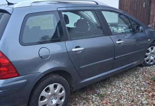 Peugeot 1.6 HDi Confort