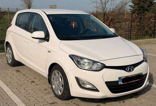 Hyundai 1.1 CRDi Lounge