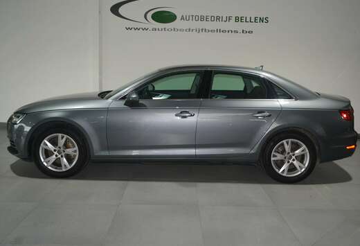 Audi A4 2.0 TFSI Quattro Design S tronic / LEDER / SP ...