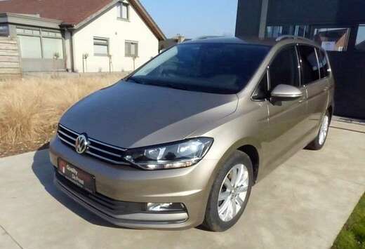 Volkswagen Highline DSG Navi ACC