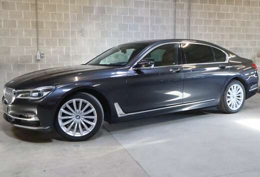 BMW Long dXAL Executive lounge ACCSkyloungeB&WHUD