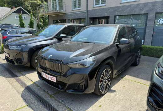 BMW iX1 66.5 kWh xDrive30