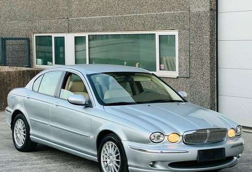 Jaguar 2.0 Turbo D 1\'ERMAIN 144.990KM