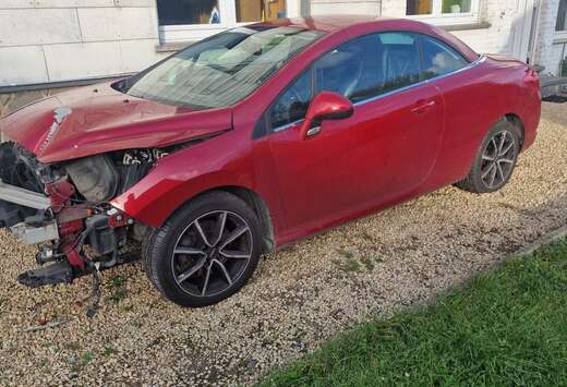 Peugeot CC 2.0 HDi 163ch FAP Sport Pack