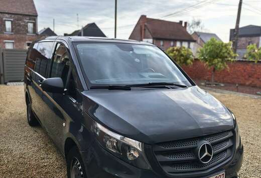 Mercedes-Benz Tourer 111 CDI 8 places