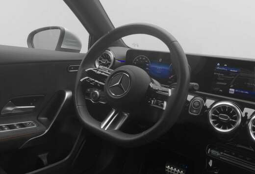 Mercedes-Benz A 200 d AMG-Line Multi+Kamera+MBUX +Amb ...