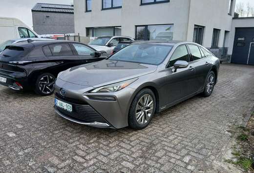 Toyota in zeer goede staat als nieuw, prijs BTW incl.