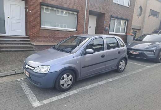 Opel 1.7 DTH DTi 16v Elegance