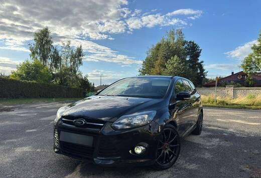 Ford Focus 1.6i 16v Trend