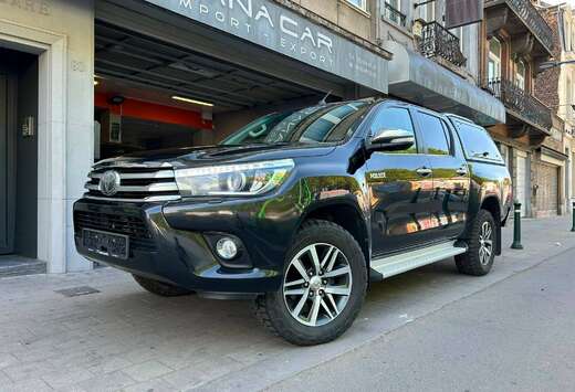 Toyota Hilux 2.4 D-4D 4WD Invincible