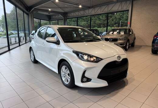 Toyota Yaris 1.5i Dual VVT-iE Dynamic CVT