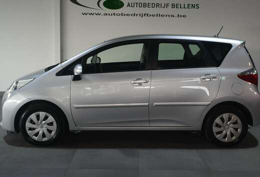 Toyota Verso S 1.33 VVT-i Luna