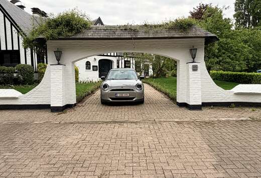 MINI e-Mini 54.2 kWh