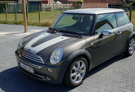 MINI 1.6i 16v Park Lane