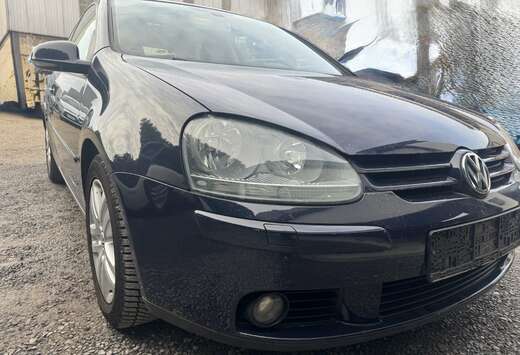Volkswagen 1.6 FSI Sportline