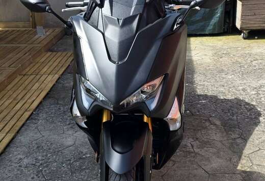 ligne complète Akrapovic