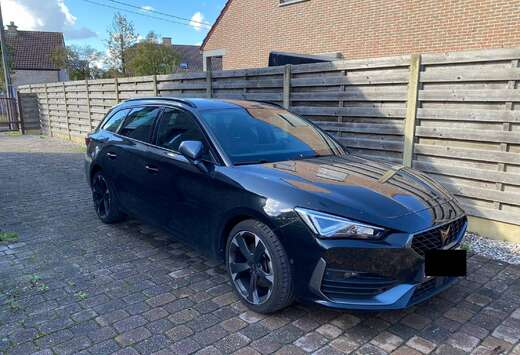 Leon ST e-Hybrid 1.5 Business DSG (150 kW) Business