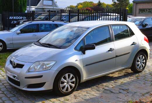 Toyota 1.4D-4D/GPS/1st Owner/HISTORY