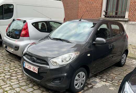 Hyundai i10 1.1 UEFA EURO 2012 Edition pour  professi ...