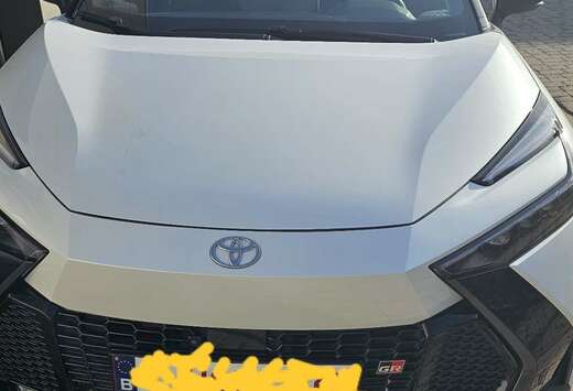Toyota Hybrid  2.0 GR Sport Bi-Tone E-CVT 4x4 premiè ...