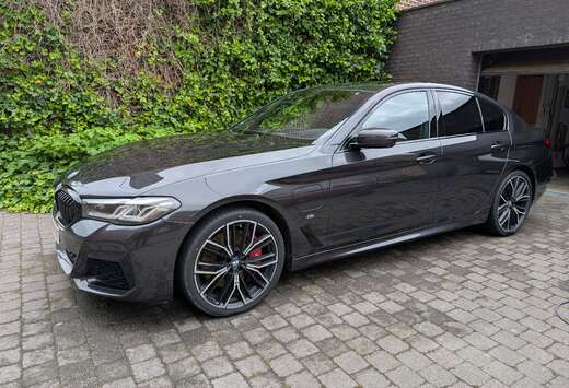 BMW 545e PHEV X drive M-Sport uitvoering