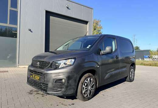 Peugeot 73KW 100PK camera Navi 6-vitesse