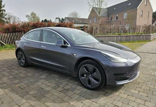 Tesla 44 kWh Standard Plus