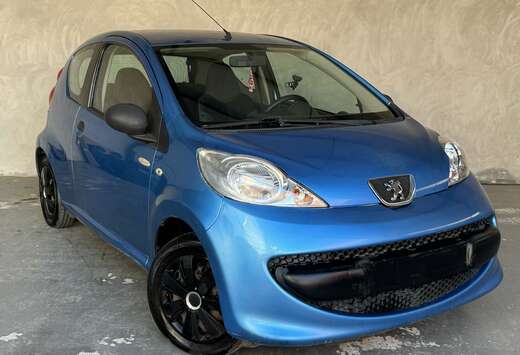 Peugeot TRÈS BELLE  PRTE A IMMATRICULER ** CARNET