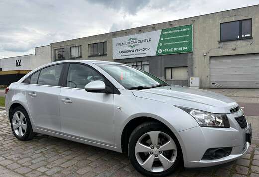 Chevrolet Cruze hatchback 1.8i LT / Automaat / 12 Maa ...