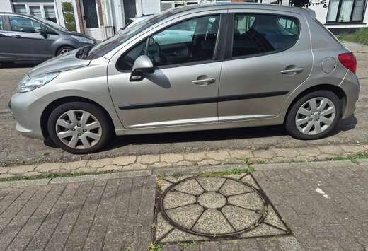 Peugeot 1.4i 16v Premium