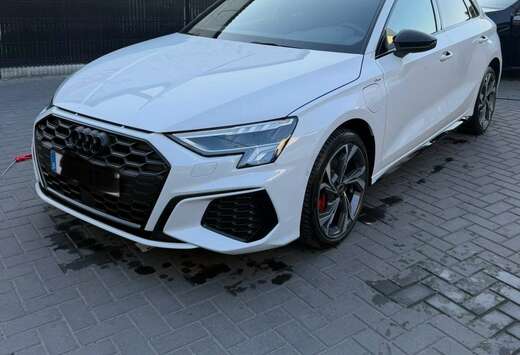 Audi 45 TFSIe Sportback S tronic line