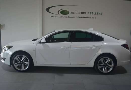 Opel Insignia 1.6 Turbo ECOTEC Cosmo / LEDER / NAVI + ...