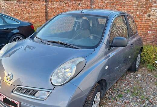 Nissan 1.2i Acenta